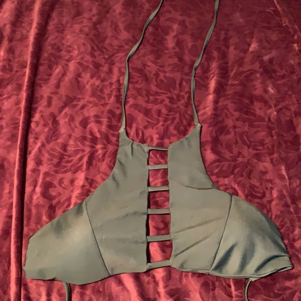 Bikini top